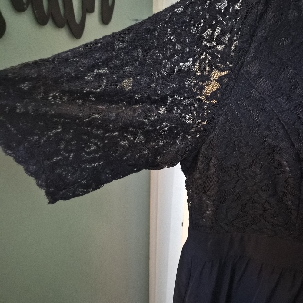 Elegant Navy Lace Dress